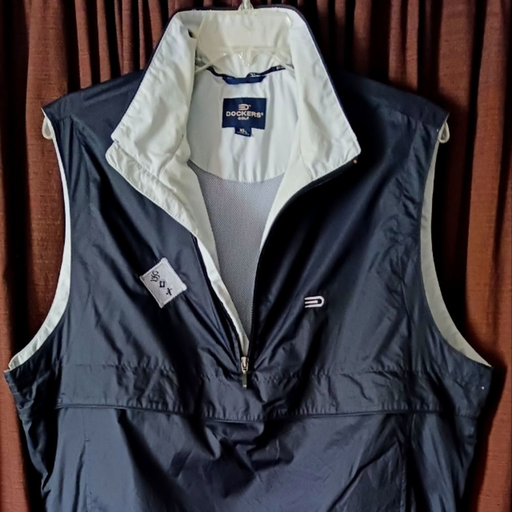 Dockers Golf Vest
